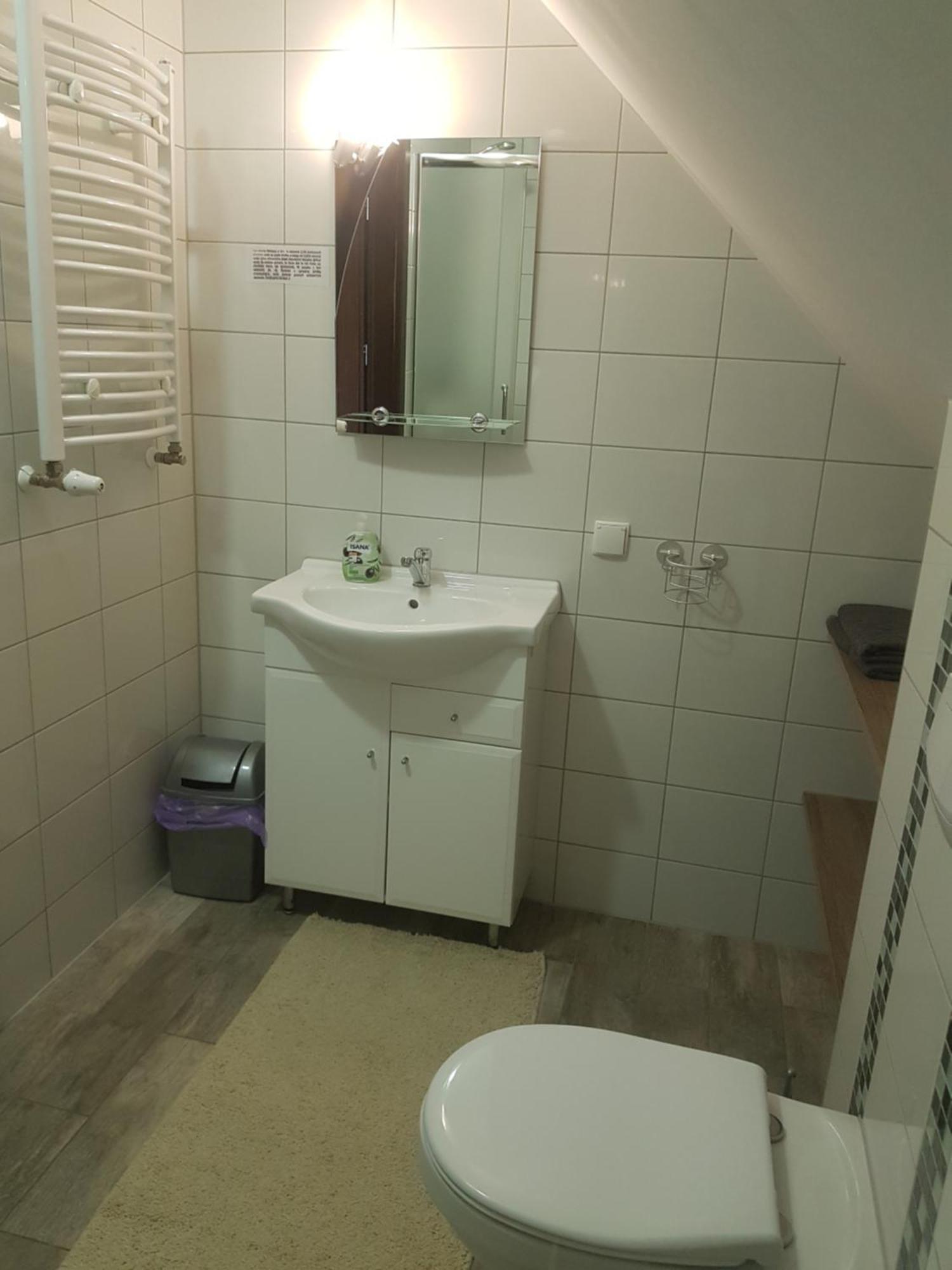 Stas -Przy Szkole Nr 3 W Skawie Skawa Kültér fotó