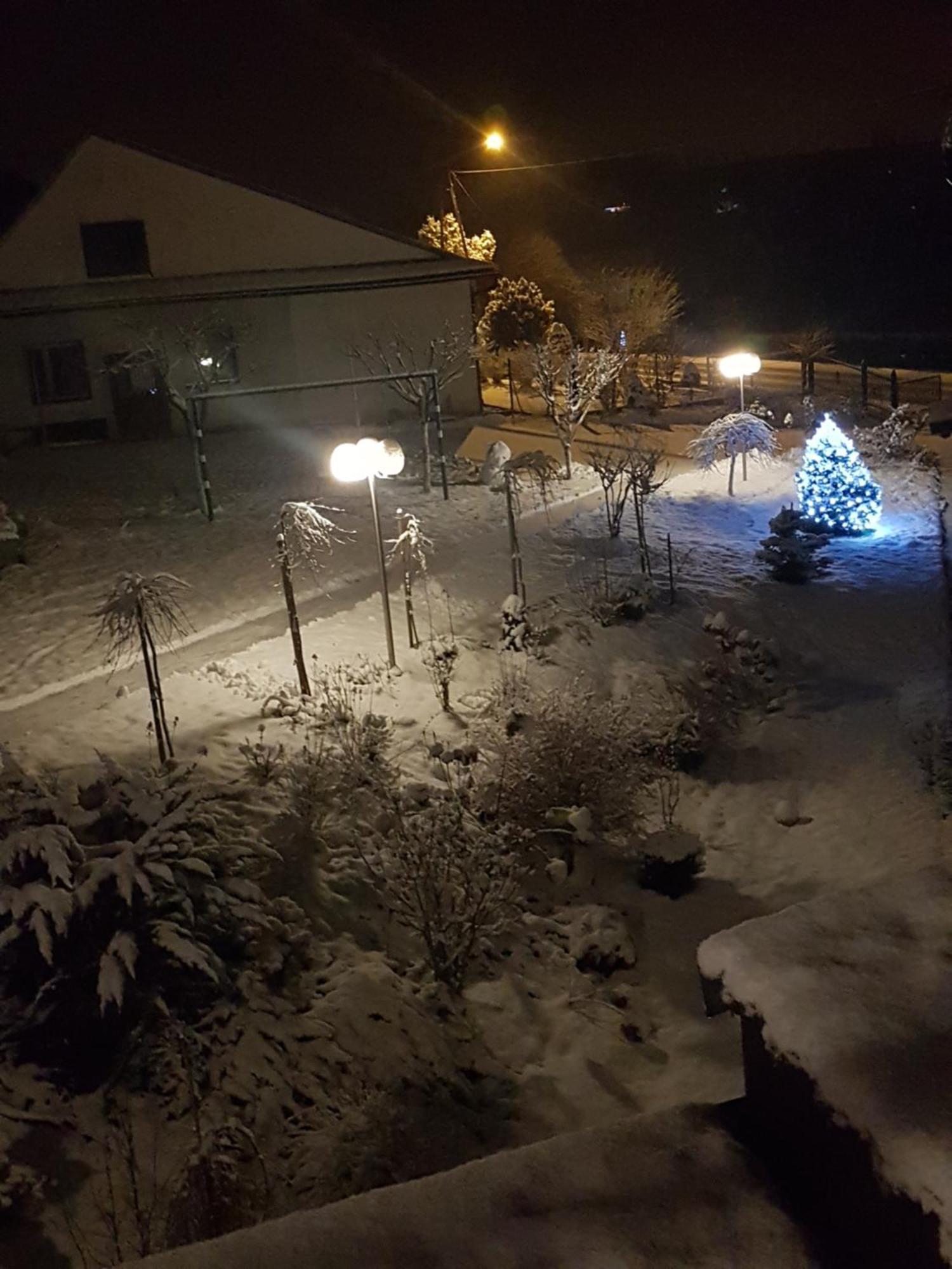 Stas -Przy Szkole Nr 3 W Skawie Skawa Szoba fotó